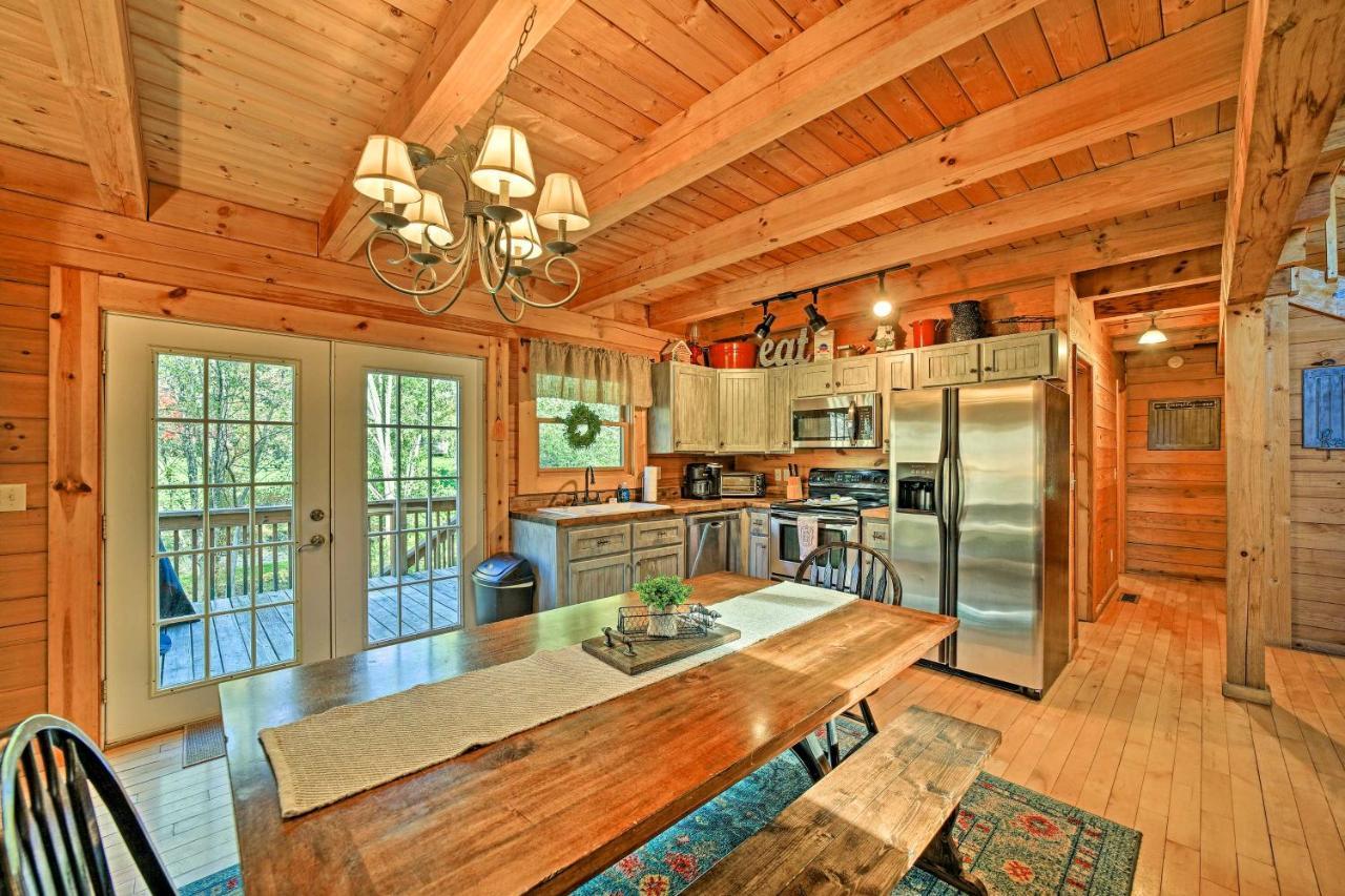 Creekside Bryson City Cabin With Private Hot Tub Luaran gambar