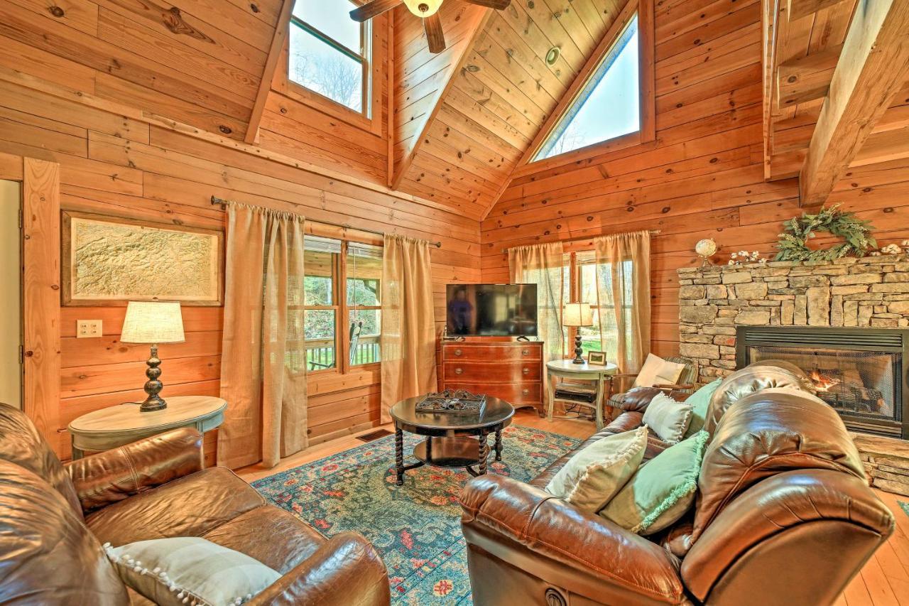 Creekside Bryson City Cabin With Private Hot Tub Luaran gambar