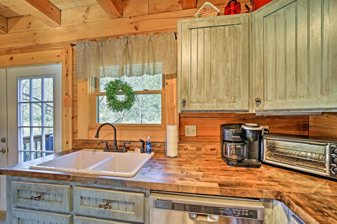 Creekside Bryson City Cabin With Private Hot Tub Luaran gambar