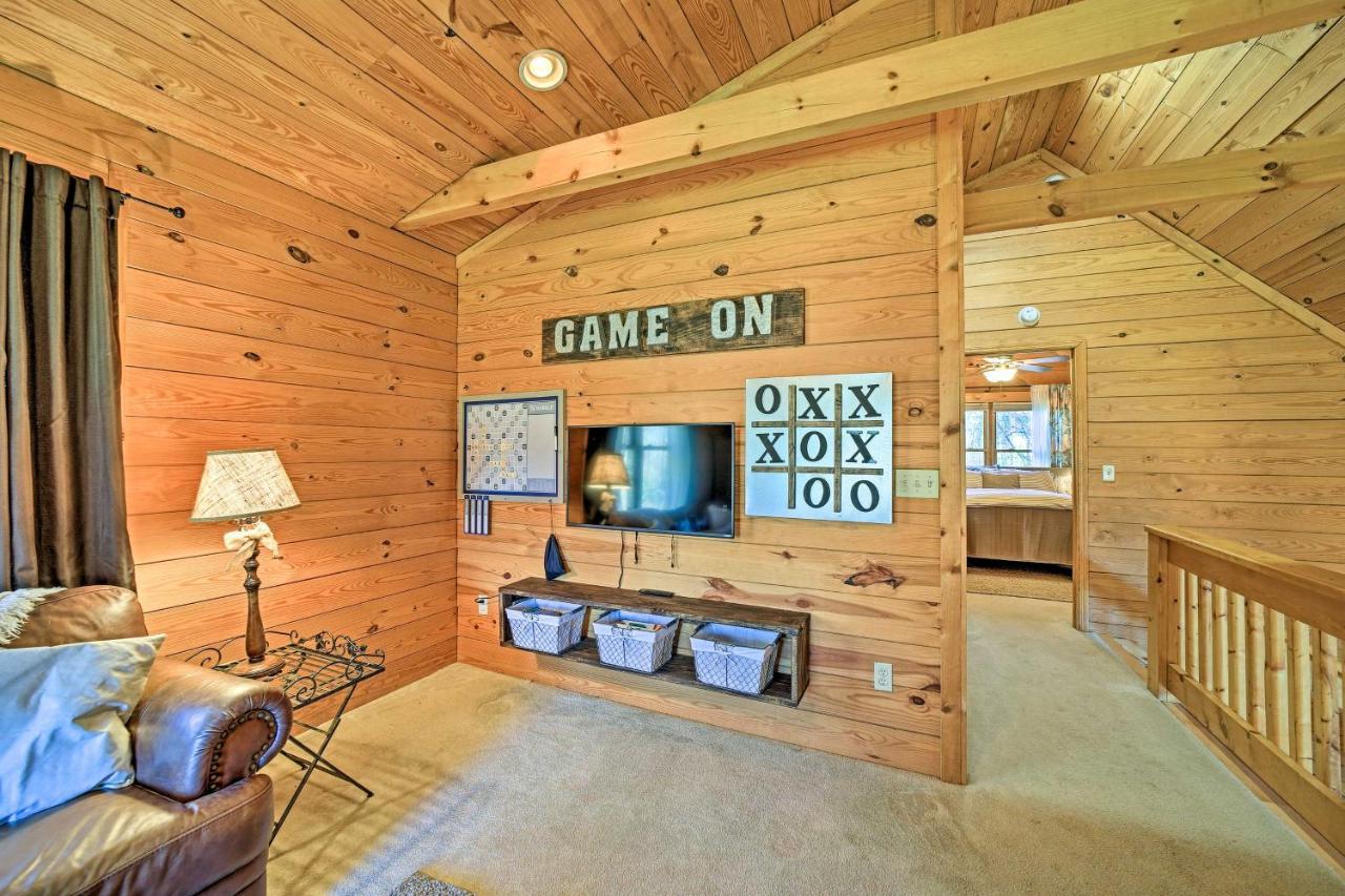 Creekside Bryson City Cabin With Private Hot Tub Luaran gambar