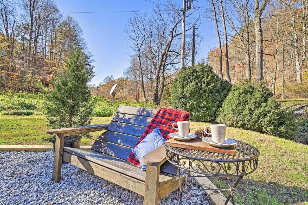 Creekside Bryson City Cabin With Private Hot Tub Luaran gambar