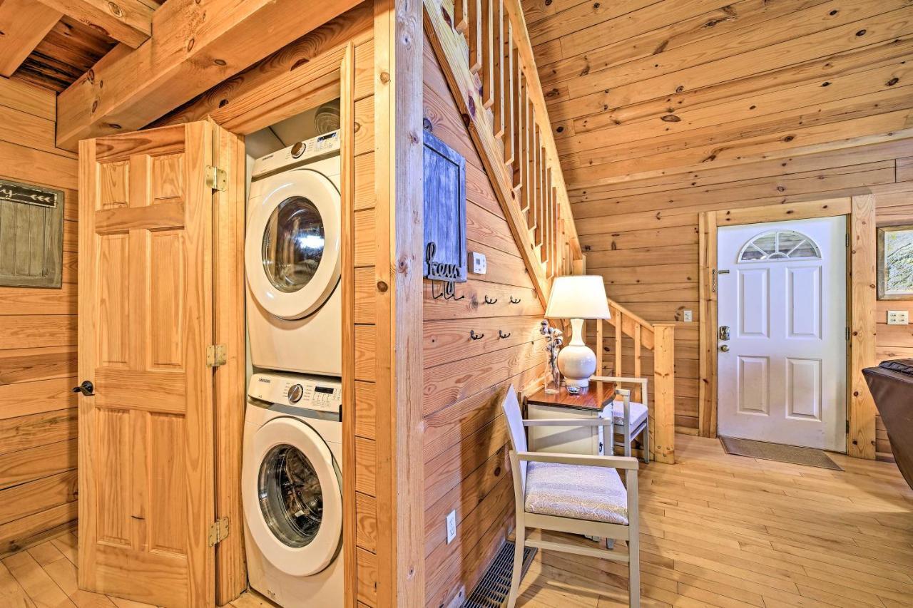Creekside Bryson City Cabin With Private Hot Tub Luaran gambar