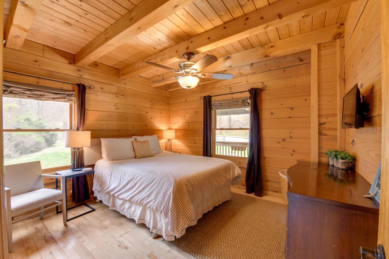 Creekside Bryson City Cabin With Private Hot Tub Luaran gambar